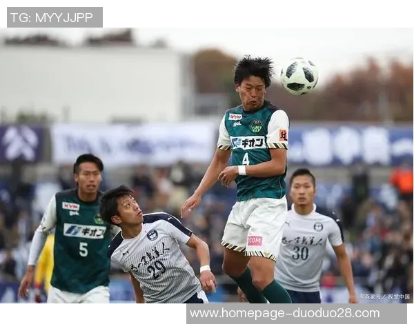 大宫松鼠与爱缓的精彩对决探秘两队战术与球员表现的深度分析